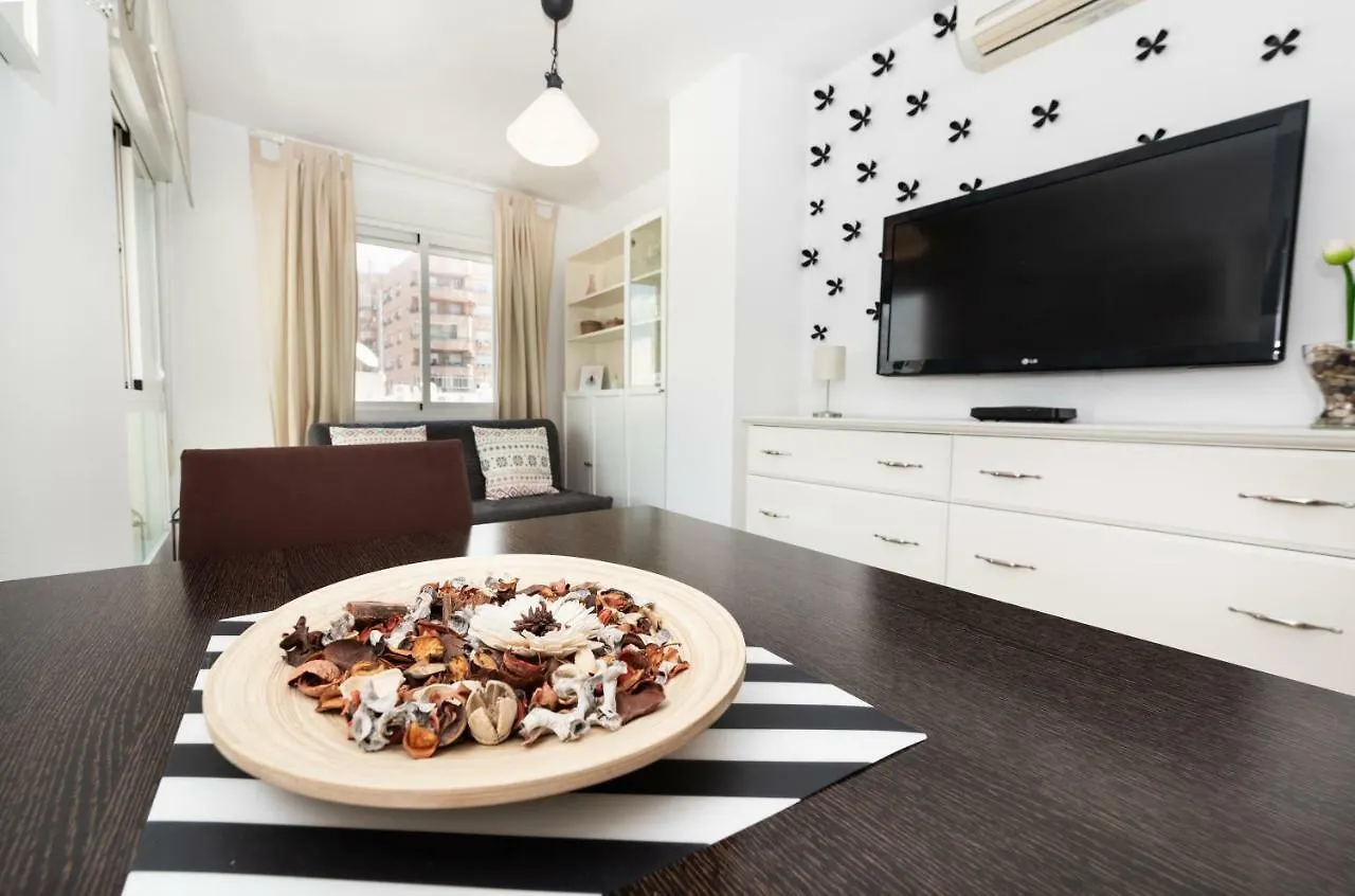 Wonderful Malagueta Pompidou Apartment Malaga